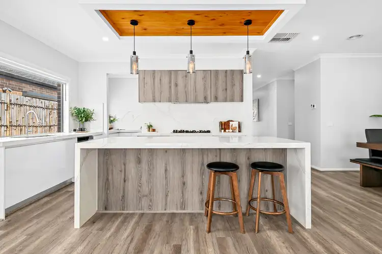 Fifth view of Homely house listing, 306 Mandalay Circuit, Beveridge VIC 3753