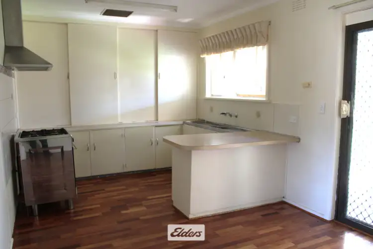 Second view of Homely house listing, 6 River Grove, Robinvale VIC 3549