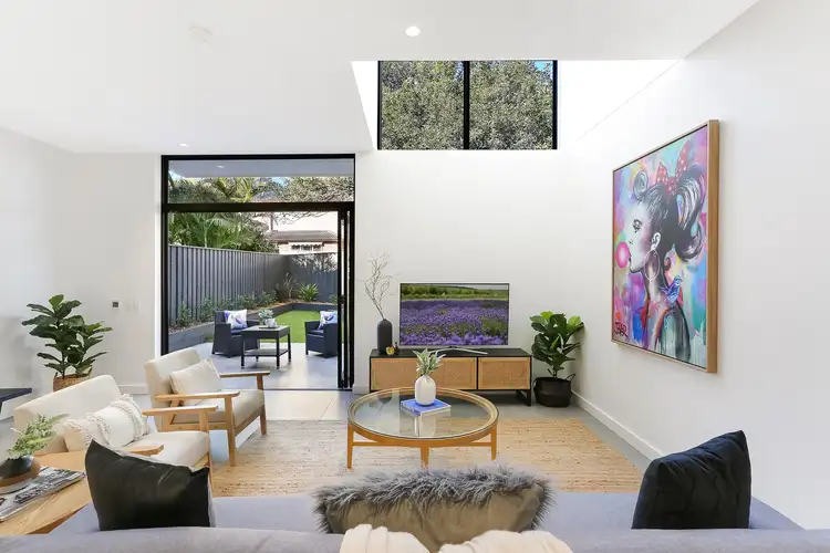 25 Forrest Street, Chifley NSW 2036