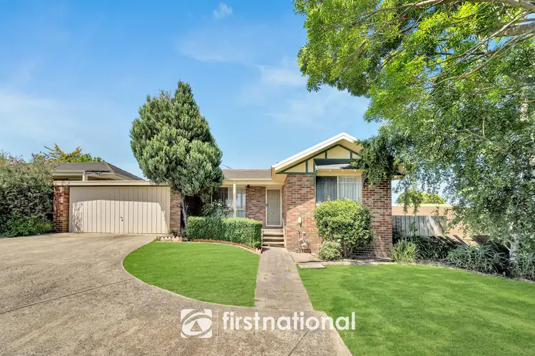 30/8 Monteith Crescent, Endeavour Hills VIC 3802