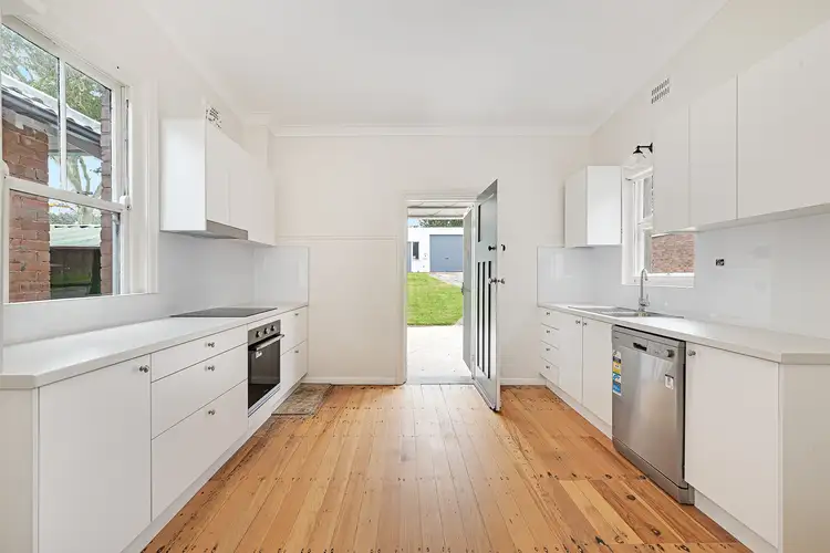 10 Sunnyside Street