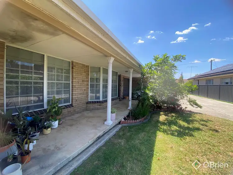 Main view of Homely townhouse listing, 2/9 Tower Street, Wodonga VIC 3690