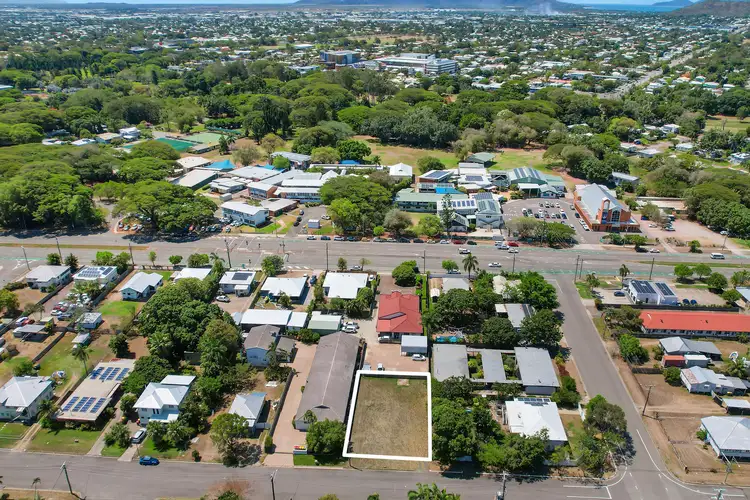 47 Camp Street, Mundingburra QLD 4812
