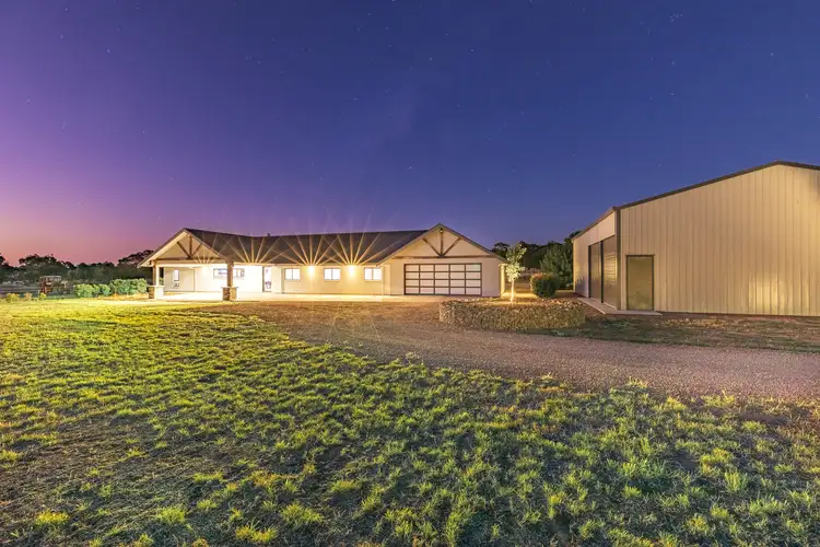 398-402 Richardson Road, Boston SA 5607
