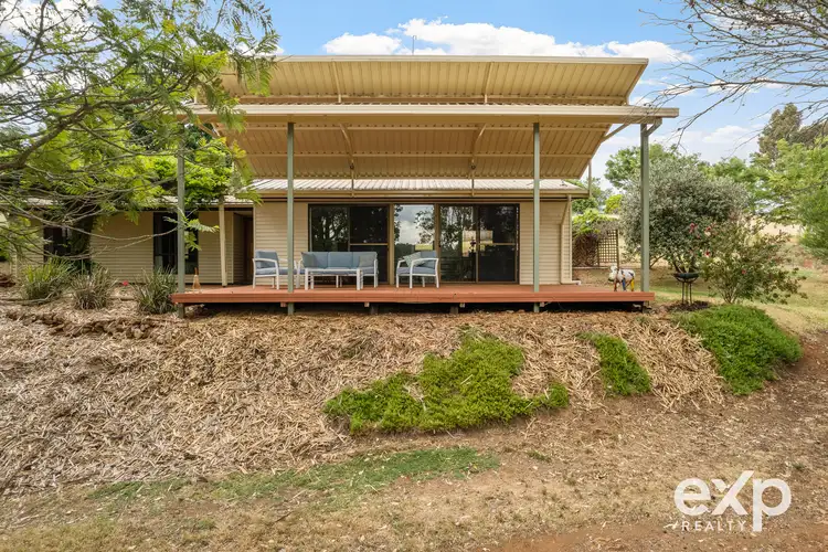 24 Railway Terrace, Bridgetown WA 6255