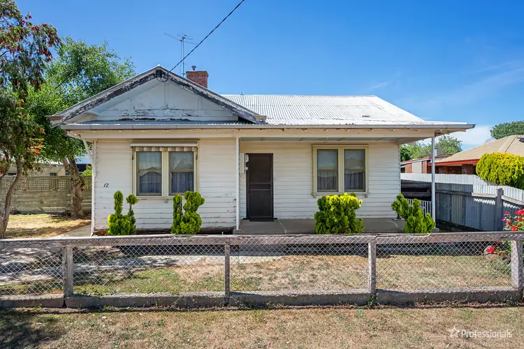 12 Herring Street, Maryborough VIC 3465