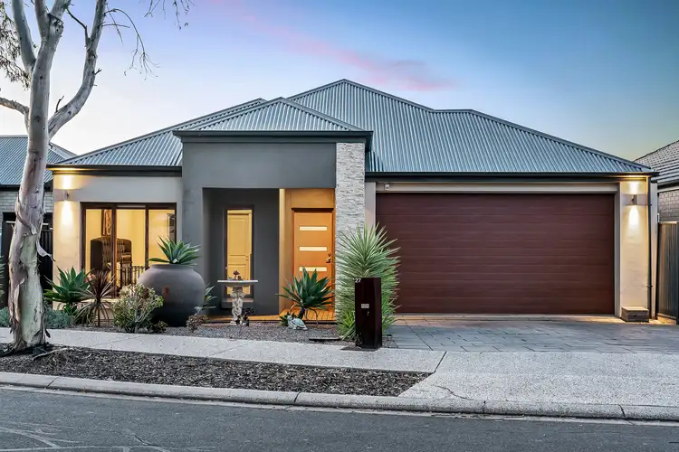 27 Salmon Gum Crescent, Blakeview SA 5114