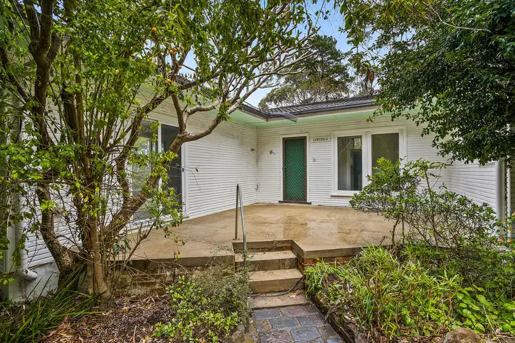 271 Mount Keira Road, Mount Keira NSW 2500