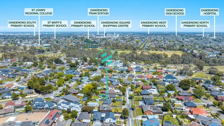 Fifth view of Homely house listing, 8 Pyrus Court, Doveton VIC 3177
