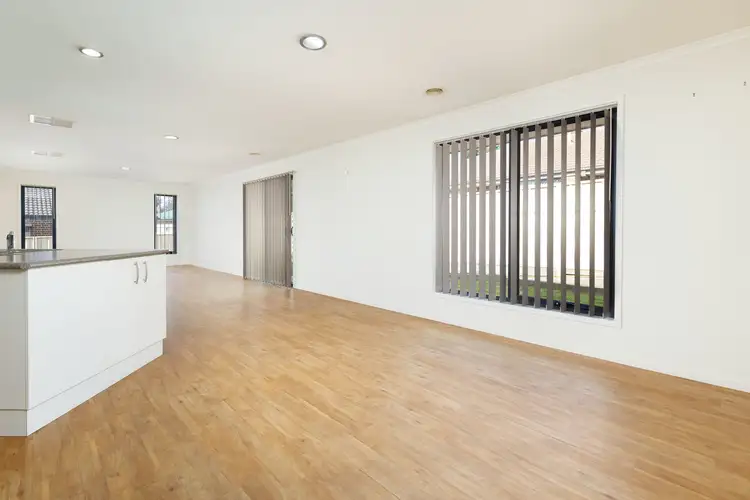 Sixth view of Homely house listing, 10 Windsor Street, Wodonga VIC 3690
