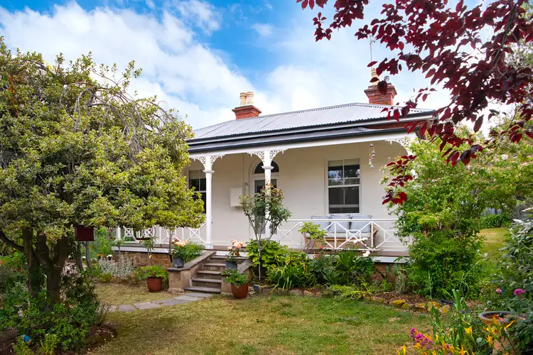 Second view of Homely house listing, 8 Goldsmith Crescent, Castlemaine VIC 3450