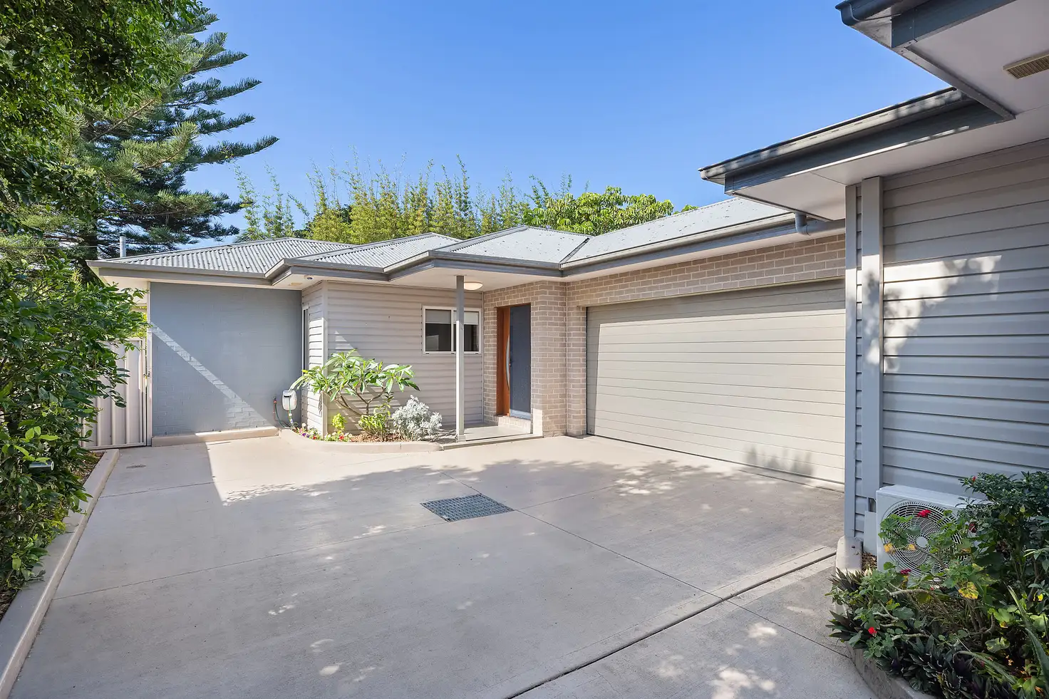 Main view of Homely villa listing, 3/43 Paul Street, Umina Beach NSW 2257