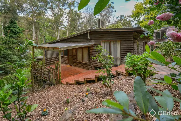 88 Temple Road, Selby VIC 3159