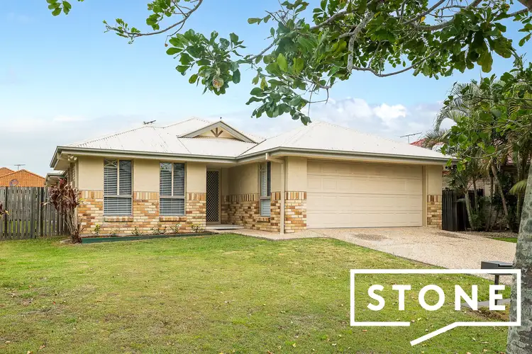 3 Lake Cooloola Court