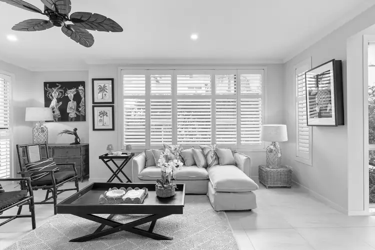 2/2 Lake Weyba Drive, Noosaville QLD 4566