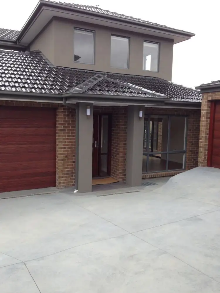 Main view of Homely townhouse listing, 2/32 Sesame Street, Mount Waverley VIC 3149