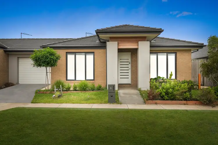 3 Limewood Street, Manor Lakes VIC 3024