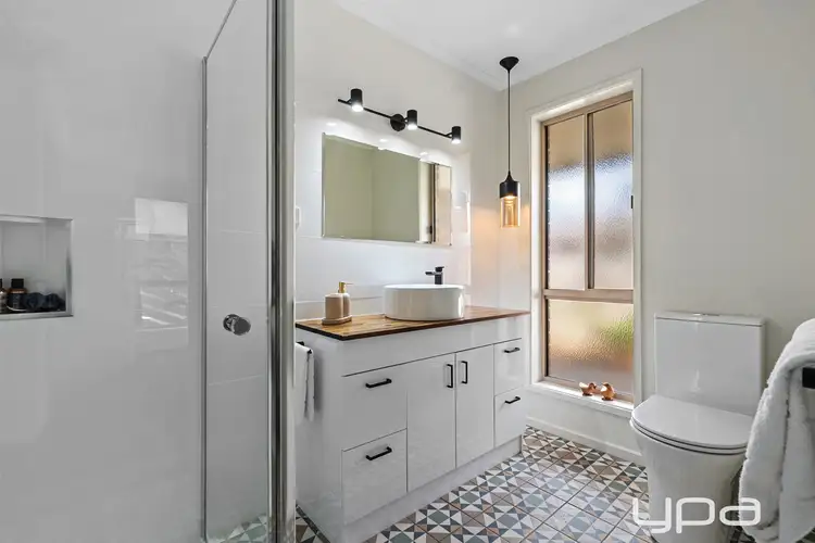 Fourth view of Homely house listing, 3 Lawrie Drive, Alfredton VIC 3350