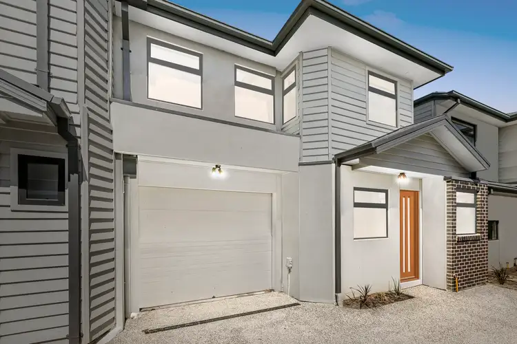 2/20 Lark Street, Altona VIC 3018