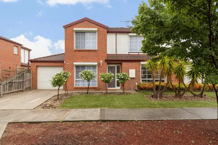 4/2 Serrata Court, Hillside VIC 3037