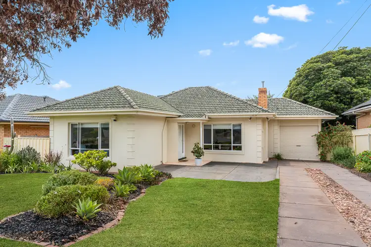 21 Roger Road, Morphett Vale SA 5162
