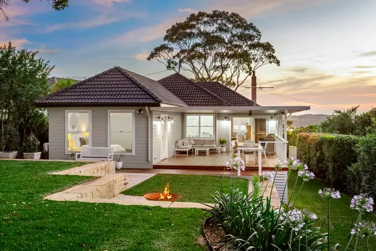 77 Thompson Road, Speers Point NSW 2284