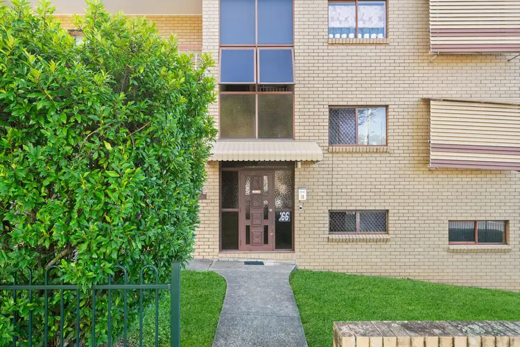 2/166 Buckland Road, Nundah QLD 4012