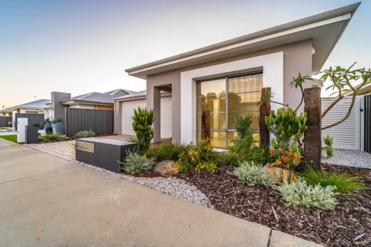 Second view of Homely house listing, 7 Pardalote Way, Erskine WA 6210