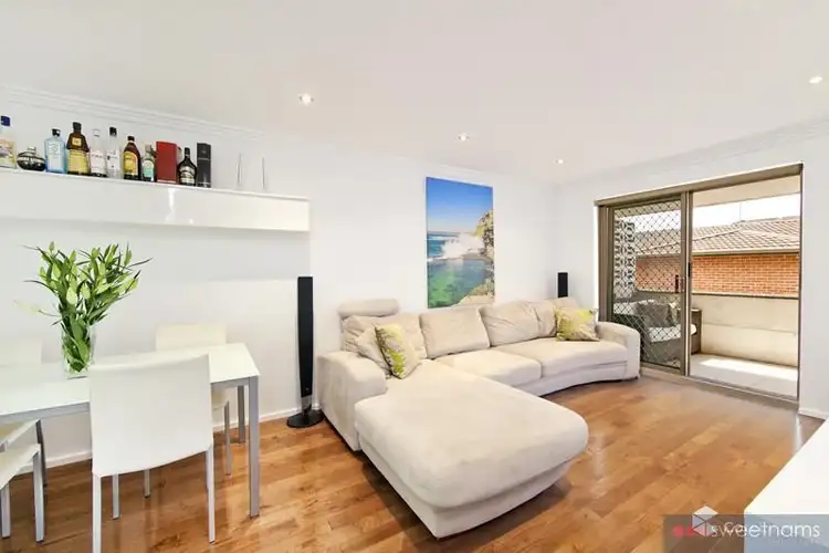 Third view of Homely apartment listing, 6/76 Oaks Avenue, Dee Why NSW 2099