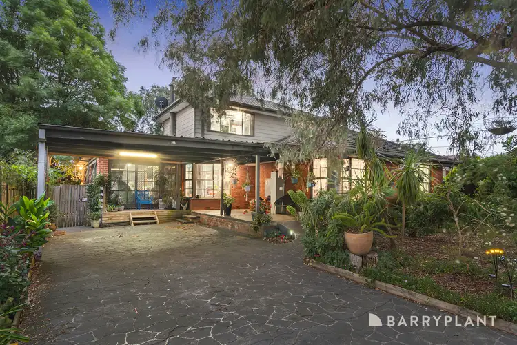 51 Gladesville Drive, Kilsyth VIC 3137