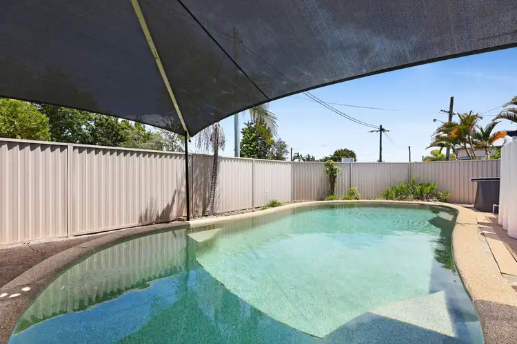 25 Mungera Street, Biggera Waters QLD 4216