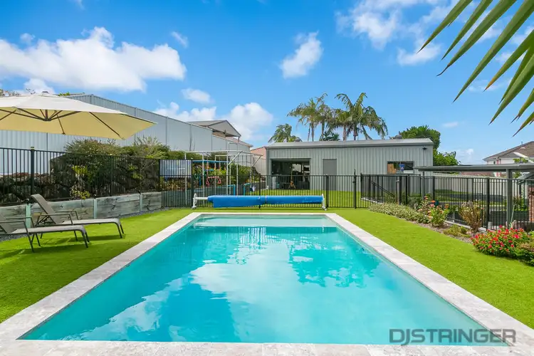 27 Oakland Parade, Banora Point NSW 2486