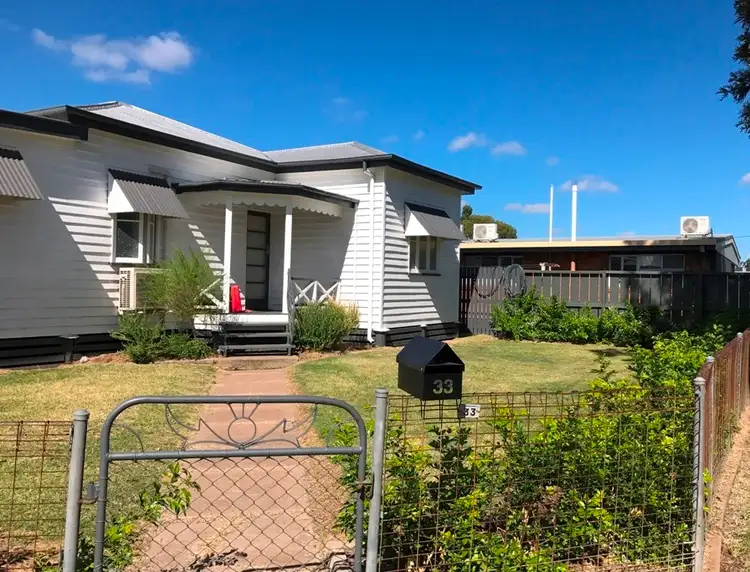 33 Myall Street, Dalby QLD 4405
