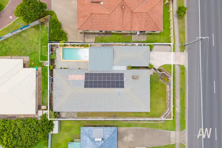 32 Nicklin Way, Parrearra QLD 4575