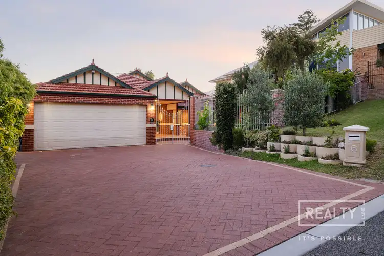 6 Arbery Avenue, Sorrento WA 6020