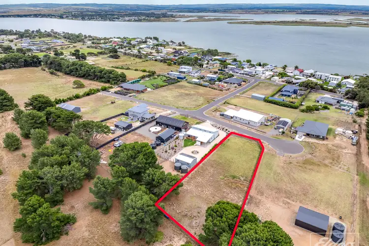 3 Tremaine Avenue, Hindmarsh Island SA 5214