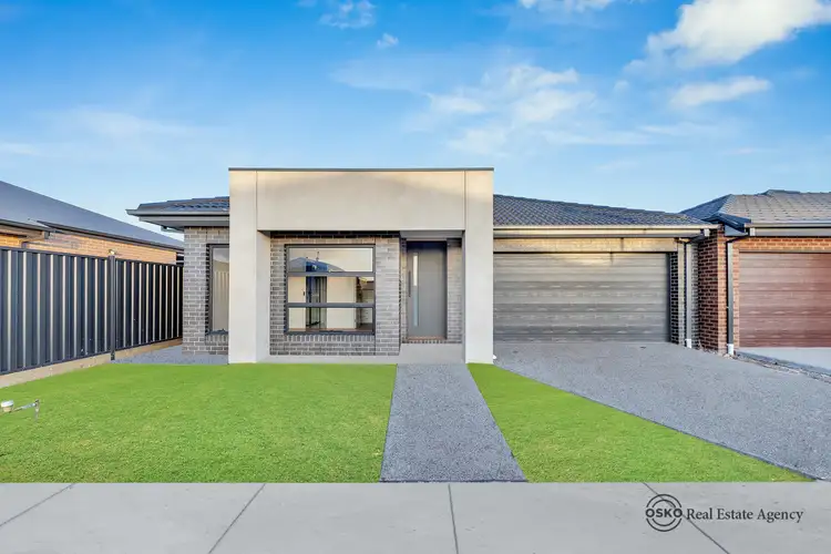 11 Velvet Avenue, Rockbank VIC 3335