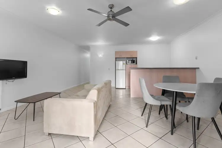 Fourth view of Homely unit listing, 6/253-255 Lake Street, Cairns North QLD 4870