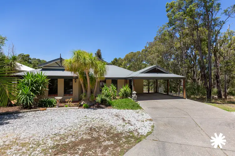 31 Yilgarn Street, Mundaring WA 6073