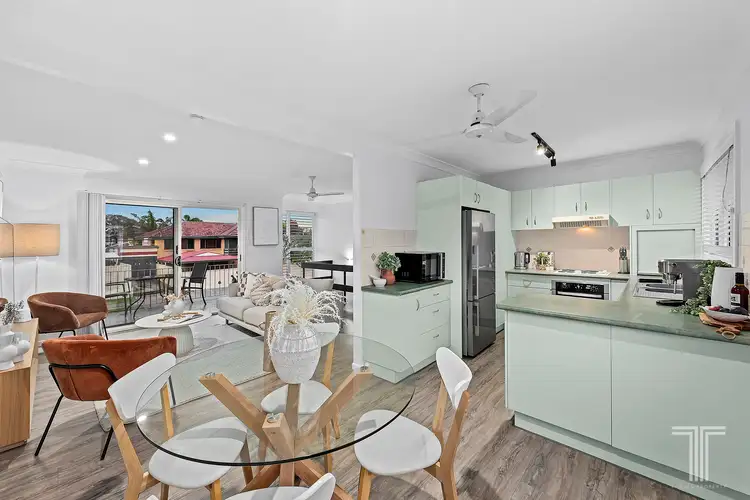 7 Linfield Street, Mansfield QLD 4122