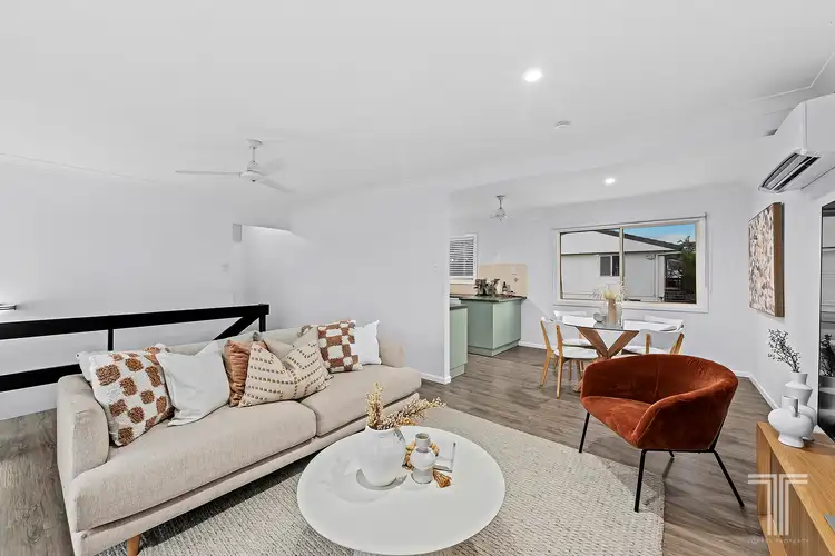 Second view of Homely house listing, 7 Linfield Street, Mansfield QLD 4122