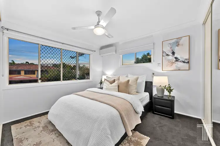 Sixth view of Homely house listing, 7 Linfield Street, Mansfield QLD 4122