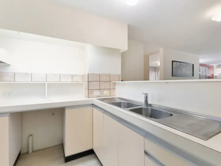 Fourth view of Homely apartment listing, 19/2 Goderich Street, East Perth WA 6004