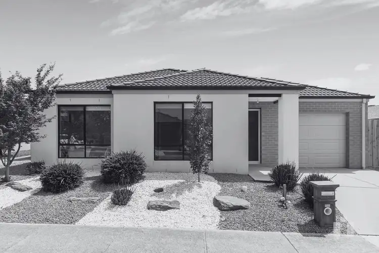 16 Darvel Drive, Mernda VIC 3754