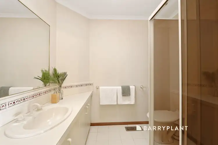 Fifth view of Homely house listing, 2/9 Wattletree Road, Ferntree Gully VIC 3156