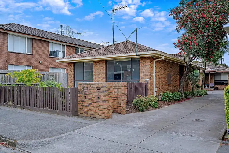 1/15 Luscombe Street, Brunswick VIC 3056