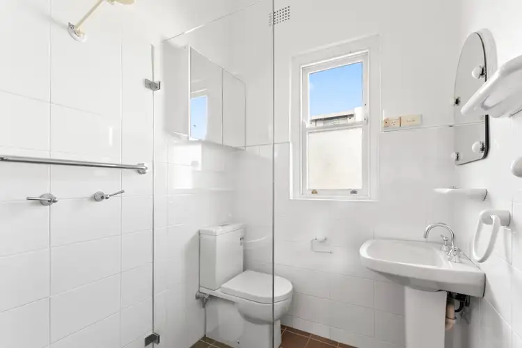 Sixth view of Homely apartment listing, 11/100 Bronte Road, Bondi Junction NSW 2022