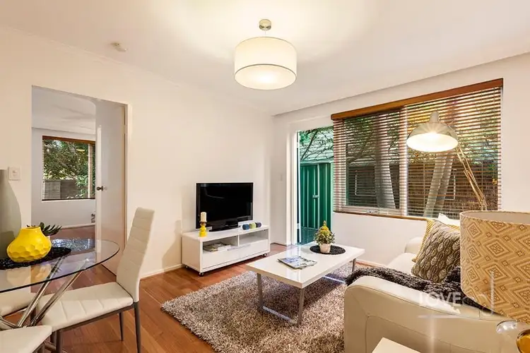 Fourth view of Homely apartment listing, 2/135 Raleigh Street, Thornbury VIC 3071