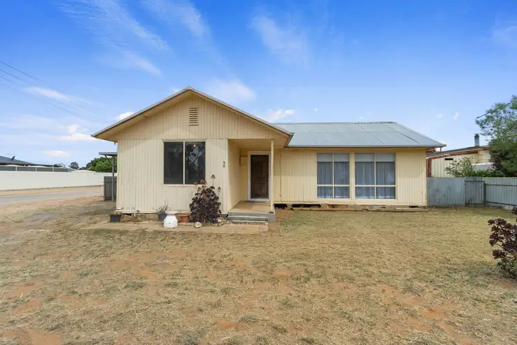 50 Railway Terrace, Balaklava SA 5461