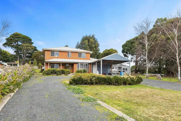 35 Urquhart Street, Gordon VIC 3345